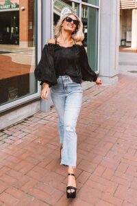 Stylish Mom Outfits 